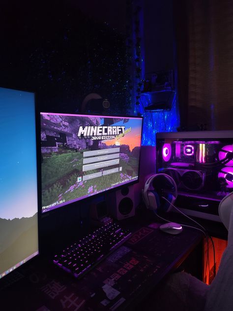 Gaming Aesthetic Setup, Dark Gaming Aethstetic, Rpg Games Aesthetic, Gaming Computer Aesthetic, Minecraft Gamer Aesthetic, Gaming At Night Aesthetic, Game Shop Aesthetic, Guy Gaming Aesthetic, Pc Corner Desk Setup