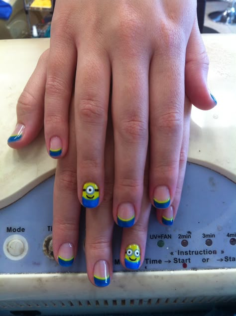 Minion Acrylic Nails, Despicable Me Nails, Minion Nails Acrylic, Minion Nails Designs, Funny Nails Ideas, Minions Nails, Minion Nail Art, Minion Nails, Ny Nails