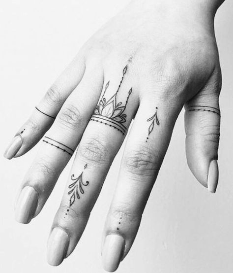 Henna Style Finger Tattoo, Finger To Arm Tattoos, Feminine Finger Tattoos For Women, Dainty Finger Tattoos For Women, Finger Tats For Women, Delicate Hand Tattoos For Women, Feminine Hand Tattoos For Women, Feminine Finger Tattoos, Feminine Hand Tattoos