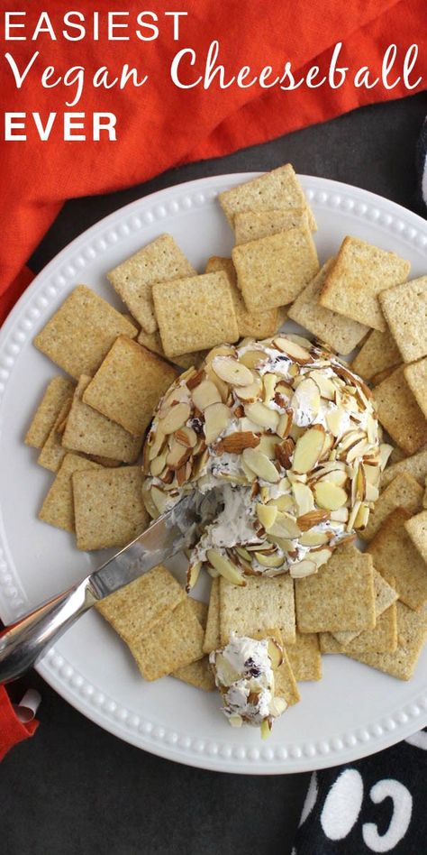 Who says party food has to take more than 10 minutes to make? Not this amazingly easy Vegan Cheeseball! Vegan Cheeseball, Cheese Ball Easy, Vegan Cheese Ball, Gluten Free Puff Pastry, Vegan Party Food, Vegan Cheese Recipes, Vegan Party, Healthy Vegan Snacks, Vegan Holidays