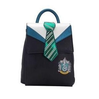 #ad Harry Potter Slytherin Mini Backpack https://buff.ly/2Rzlm7F Harry Potter Presents, Harry Potter Christmas Gifts, Harry Potter Ring, Christmas Harry Potter, Harry Potter Gift Ideas, Pop Bag, Harry Potter Universal Studios, Harry Potter Shop, Harry Potter Items