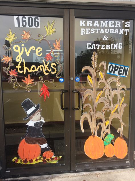 Thanksgiving Window Painting Ideas, Thanksgiving Window Art, Thanksgiving Window Painting, Fall Window Art, Fall Window Painting, Mirror Paintings, Painting Windows, November Classroom, Painted Window Art