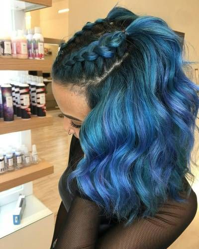 Festival Hair Color, Rave Hair For Short Hair, Rave Hairstyles Short, Festival Hair Short, Rave Hairstyles, Rave Braids, Short Blue Hair, Festive Hair, Rave Hair