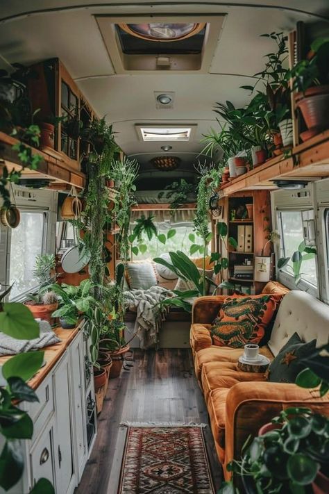 Vanlife Aesthetic, Rv Interior Design, Narrowboat Interiors, Shasta Camper, Caravan Home, Camper Interior Design, Bus Living, Mobile Living, Travel House