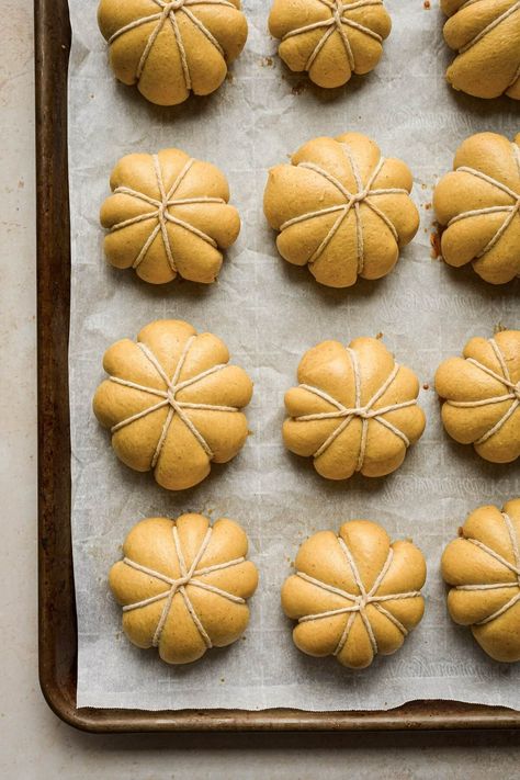 Soft and Fluffy Pumpkin Shaped Dinner Rolls - Curly Girl Kitchen Bread Shaped Like A Pumpkin, Rhodes Pumpkin Shaped Rolls, Pumpkin Shaped Rolls Easy, Rolls Shaped Like Pumpkins, Pumpkin Shape Rolls, Pumpkin Shaped Biscuits, How To Shape Dinner Rolls, Bread Shaped Like Pumpkins, Bread Turkey Shape