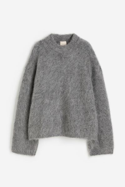 Casual Sweaters Women, Velvet Sweater, Oversized Knitted Sweaters, Lady Grey, Beautiful Sweater, Mohair Sweater, Round Neck Sweaters, Women Sleeve, Casual Sweaters