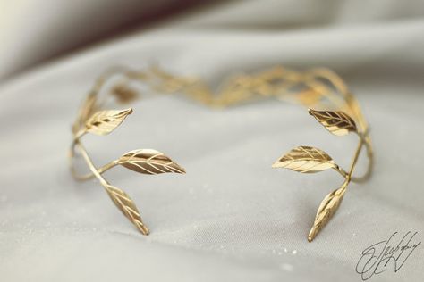 Bridal headpiece tiara elvish wedding Elf Leaf Crown diadem Elvish Wedding, Gold Leaf Crown, Elven Queen, Gold Bridal Crowns, Floral Tiara, Leaf Crown, Elven Jewelry, Sisterlocks, Wedding Headband