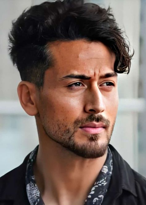 Baaghi 3 Tiger Shroff Body, Thor Drawing, Wolverine Poster, Virat Kohli Portrait Photography, Old Man Portrait, Hd Dp, Roman Reigns Smile, Celebrity Art Portraits, Conjoined Twins