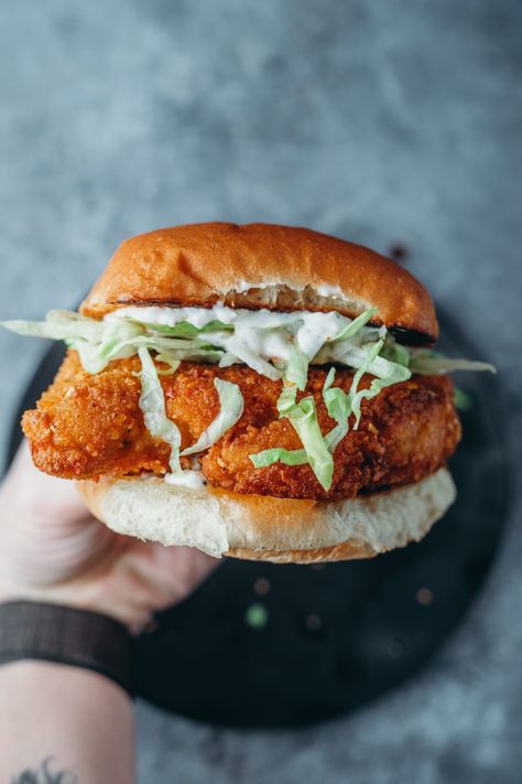 Vegan Hot Maple Ranch Nashville Chicken Sandwich - Liv B. Nashville Chicken Sandwich, Nashville Chicken, Vegan Gourmet, Hot Chicken Sandwiches, Tofu Sandwich, Buffalo Chicken Sandwiches, Chicken Nugget Recipes, Vegetarian Chicken, Vegan Junk Food