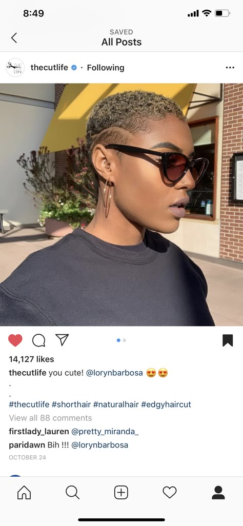 Black Lesbian Haircuts, Natural Pixie Haircut Black Women 4c, Low Cut Hair Black Women Round Face, Fades For Women, Female Fade Haircut, Short Shaved Hair, Twa Hairstyles 4c Hair, Pool Day Hair, Twa Haircuts