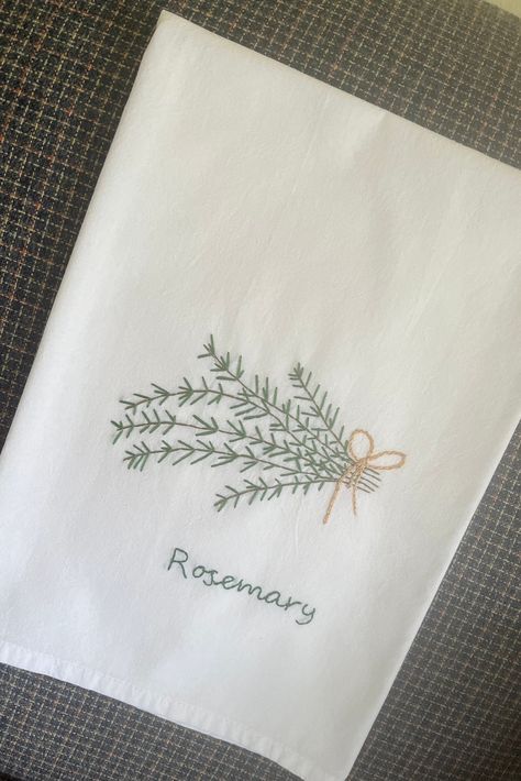 Towel Embroidery Designs Free Pattern, Embroidered Tea Towels Diy, Towel Embroidery Ideas, Embroidery Trends, Tea Towel Embroidery, Towel Embroidery Designs, Tea Towels Embroidery, Embroidery Designs Free, Tea Towels Diy