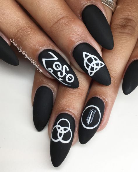 Led Zeppelin Nails, Rock Band Nails, Music Nail Art, Music Nails, Band Nails, Festival Inspo, Chaos Coordinator, Metal Music, Led Zeppelin