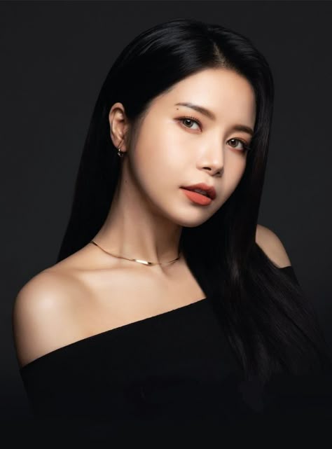 Solar Mamamoo, Pop Queen, Taehyung Abs, Kim Sejeong, 인물 사진, Korean Beauty, Kpop Girl Groups, Kpop Girls, Solar