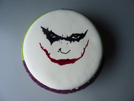 A cake i made. Joker Cake, Events Theme, Baker Man, Cake Simple, Fun Cakes, Embroidery Hearts, Celebration Day, Cookies Decorated, Batman Joker