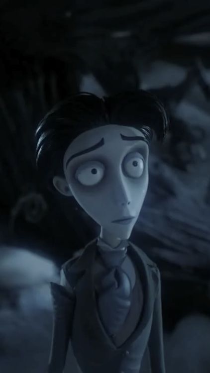 Viktor Van Dort, Pfps Halloween, Corpse Bride Wallpaper, Bride Wallpaper, Victor Corpse Bride, Ghost Bride, Tim Burton Characters, Tim Burton Films, Tim Burton Movie