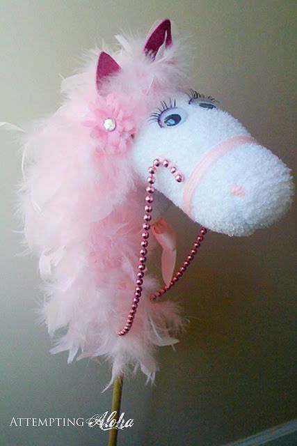 Stick Pony, Unicorn Diy, Stick Horses, Hobby Horses, Horse Party, Cowgirl Birthday, Homemade Toys, Pony Party, Cowgirl Party