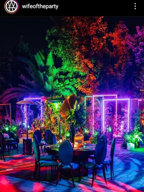 Neon Garden Party, Backyard Neon Party, Neon Party Decorations Outdoor, Neon Event Decor, Neon Jungle Theme Party, Tropical Neon Party, Tropical Night Party Aesthetic, Neon Jungle Party, Jungle Nightclub