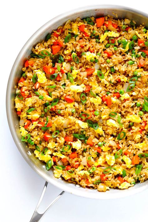 Favorite Fried Rice! | Gimme Some Oven: This easy fried rice recipe only takes 15 minutes to make, it's easy to customize with your favorite add-ins, and it's SO delicious! Best Fried Rice Recipe, Homemade Fried Rice, Fried Rice Recipe Easy, Making Fried Rice, Rice Recipes For Dinner, Arroz Frito, Vegetable Fried Rice, Chicken Fried, Fried Rice Recipe