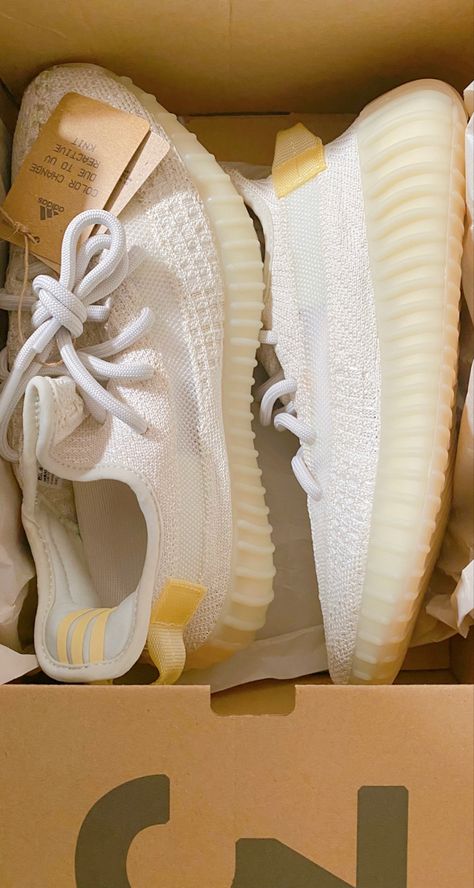 Drip Shoes, Yeezy V2, Sply 350, Adidas Yeezy 350 V2, Yeezy 350 V2, Instagram Snap, Yeezy Boost 350 V2, Yeezy 350, 350 V2