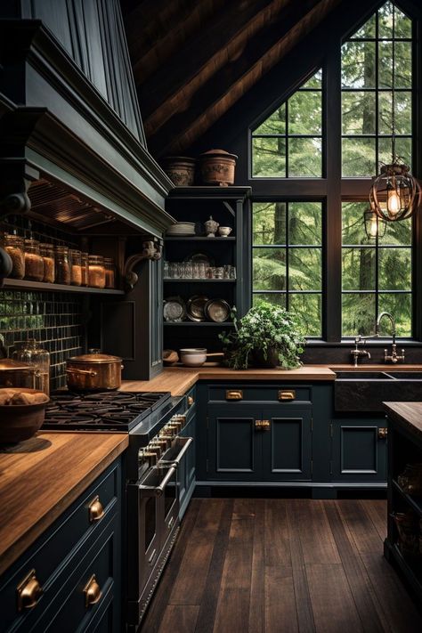 Dark Academia Kitchen, Moody Kitchen, Dark Kitchen, Rustic Kitchen Design, Cabin Kitchens, Farmhouse Kitchen Design, Rustic Farmhouse Kitchen, Classic Kitchen, Farmhouse Style Kitchen