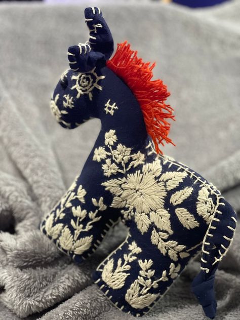 Embroidered Stuffed Animals, Embroidered Animals, Horse Doll Pattern Sewing, Horse Plush Sewing Pattern, Horse Rag Doll, Horse Soft Toy, Plush Horse, Embroidered Horse, Cushion Embroidery