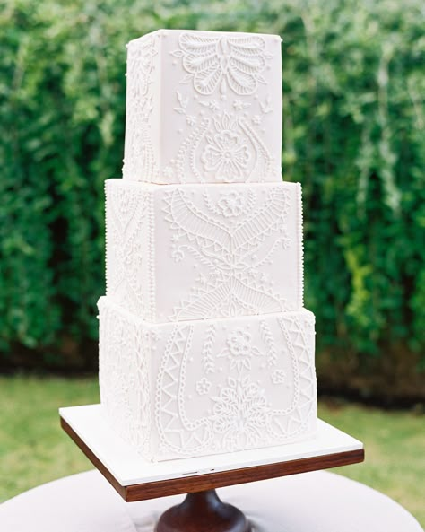 Mexican Wedding Cake, Textured Wedding Cakes, Wedding Atelier, Square Wedding Cakes, Wedding Cake Tops, Black Wedding Cakes, Fresh Flower Cake, Winter Wedding Cake, Floral Wedding Cake