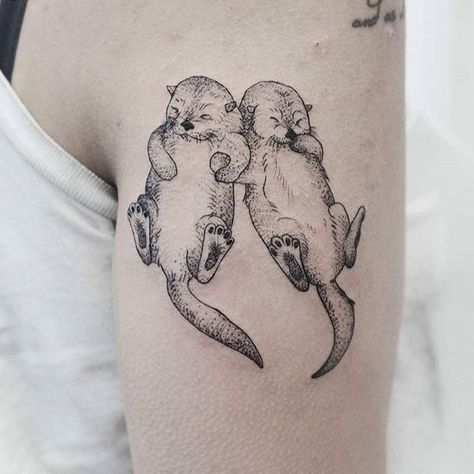 Blackwork otter couple holding hands. Tattoo by Phoebe Hunter. #blackwork #linework #dotwork #otter #PhoebeHunter | Nov 29th 2016 | 288060 Two Otters Tattoo, Otter Couple Tattoo, Matching Tattoos Animals, Otter Tattoo Holding Hands, Matching Animal Tattoos, Otters Tattoo, Otters Drawing, Sea Otter Tattoo, Holding Hands Tattoo