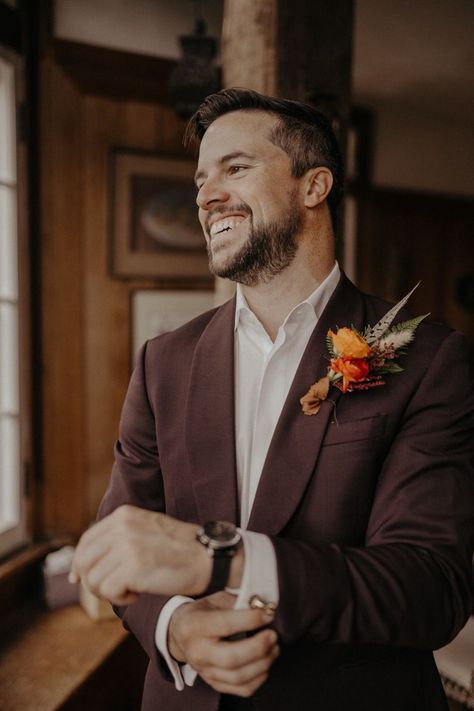 Fall Groom Attire, Maroon Wedding Suit, Maroon Grooms Suit, Japanese Mansion, Fall Groom, Mountain Destination Wedding, Suit For Men Wedding, Wedding Groomsmen Attire, Groom's Suit