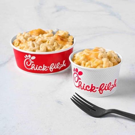 Chick Fil A Recipe, Easy Mac N Cheese, 3 Year Anniversary, Fast Food Chains, Mac N Cheese Recipe, Food Goals, Chick Fil A, Mac N Cheese, Cheese Recipes