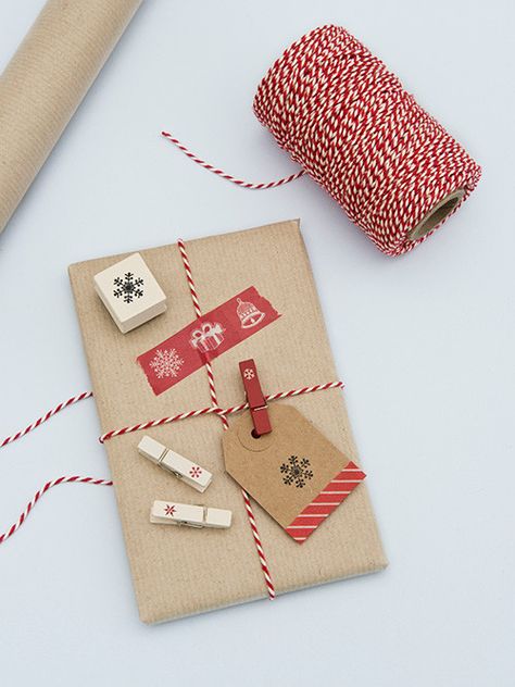 Christmas gift wrapping set #gift #wrapping #red Painted Clothespins, Wrapping Inspiration, Wrap Presents, Reindeer Gifts, Shabby Christmas, Gift Wrap Tags, Wrap Gift, Diy Wrap, Gift Wrapper