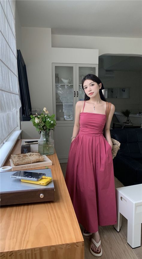 Korean Wedding Guest Outfit, Korean Wedding Guest, Downtown Summer, Wedding Korean, Simple Style Outfits, Gowns Dresses Elegant, Korean Wedding, Dress Korean, Vacay Outfits