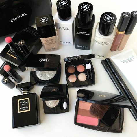 Channel makeup essentials Channel Makeup Products, Chanel Makeup Aesthetic, Chanel Makeup Products, Channel Lipstick, Chanel Makeup Set, Chanel Products, Luxurious Brands, Channel Makeup, Perfume Chanel