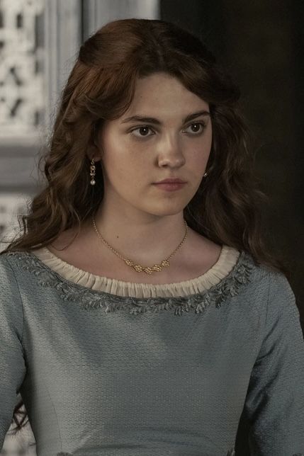 Emily Carey Emily Carey, Reign Fashion, Olivia Cooke, Alicent Hightower, Lady In Waiting, Historical Women, Olivia Black, House Of Dragons, Face Expressions