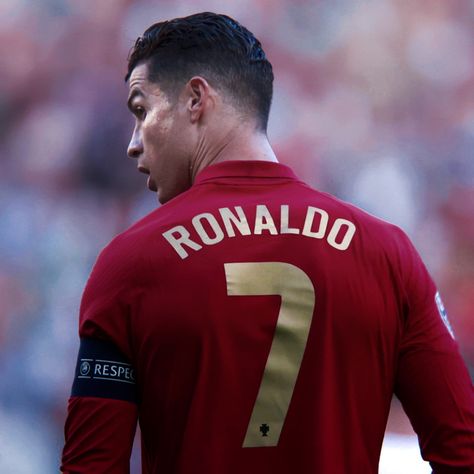 Crstiano Ronaldo Icon, Ronaldo Widget, Cr7 Icons, Ronaldo Icon, Bus Cake, Cristiano Ronaldo Portugal, Best Couple Pictures, Ronaldo Cristiano, Ronaldo Football