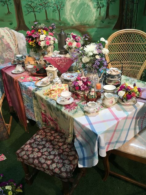 Mad Hatter Tea Party at the San Diego Fair #tablesetting San Diego Fair, Mad Hatter Birthday Party, Tea Party Table Settings, Alice In Wonderland Tea Party Birthday, Alice In Wonderland Aesthetic, Tea Party Table, Alice Tea Party, Mad Hatter Party, Tea Party Theme