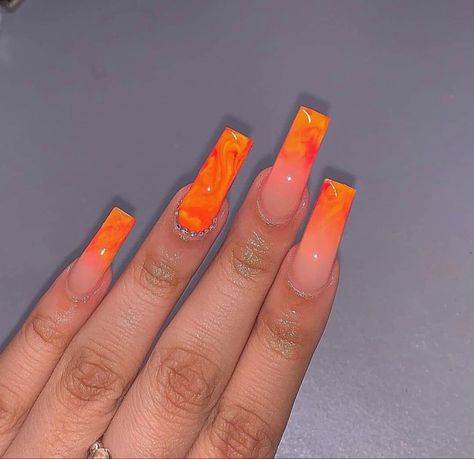 Baddie Nails Acrylic Orange, Long Acrylic Nails Summer Colors, Nails 2023 Trends Summer Orange, Orange Nails Birthday, Orange Acyrilics Nails, Orange Inspired Nails, Orange Nails Ideas Summer, Nail Inspiration Orange, Acrylic Nails Orange Design