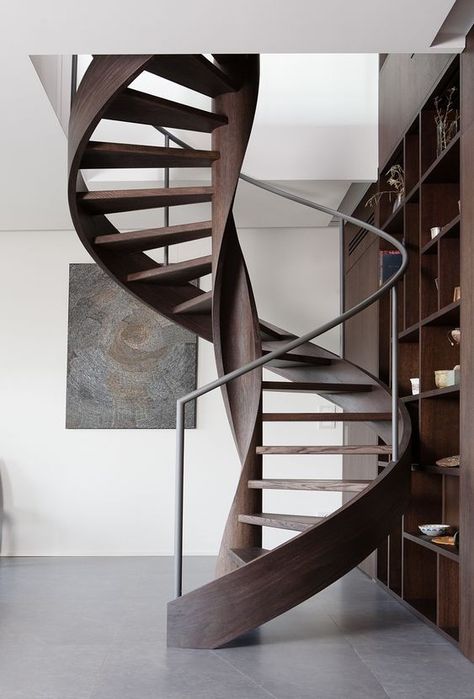 سلالم حلزونية, Spiral Stairs Design, Staircase Art, Duplex Design, Metal Stairs, Attic Stairs, Stair Handrail, Architecture Model House, Modern Stairs