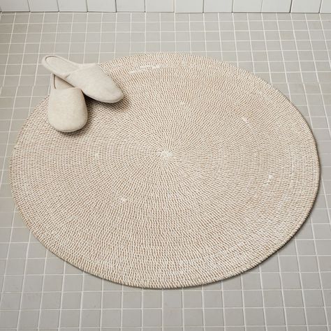 Organic Space-Dyed Round Bath Mat | West Elm Round Bath Mat, Bathroom Feng Shui, Round Bathroom Rugs, Round Bath Mats, Round Bath, West Elm Kids, Charm Quilt, Primary Bath, Coral Print