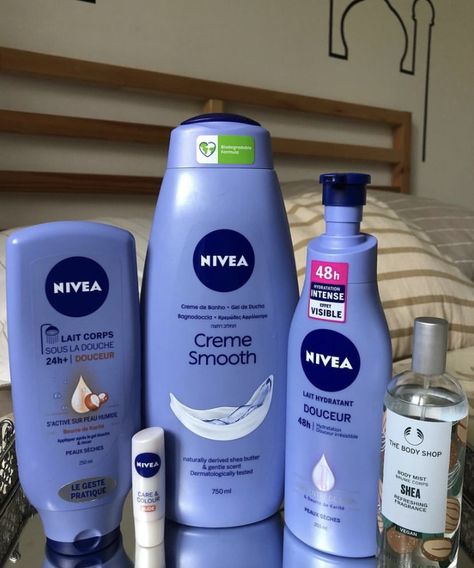 Body Wash Aesthetic, Nivea Body Wash, Wash Aesthetic, Diy Skin Care Routine, Perfect Skin Care Routine, Healthy Skin Tips, Pretty Skin Care, Skin Care Steps, Best Shampoos