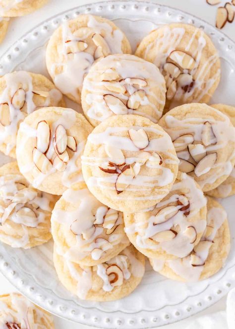 Almond Glaze, Powdered Sugar Glaze, Christmas Yummies, Chocolate Chip Pudding Cookies, Almond Meal Cookies, Homemade Chocolate Chips, Delicious Christmas Cookies, I Heart Naptime, Sugar Glaze