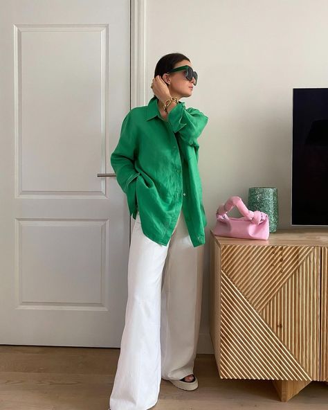 Green Shirt Outfit, Green Shirt Outfits, Linen Shirt Outfit, Oversized Shirt Outfit, Green Linen Shirt, Oversized Linen Shirt, Oversized Outfit, Outfit Chic, Green Outfit