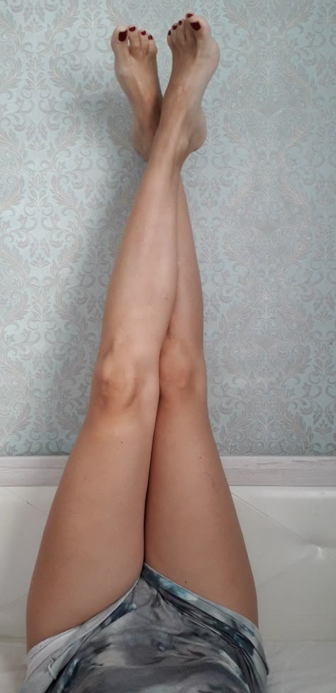 Legs Reference Photo, Female Legs Reference, Toe Polish Ideas, Legs Reference, Leg Reference, Red Toenails, Toe Polish, Nails Feet, Amazing Legs