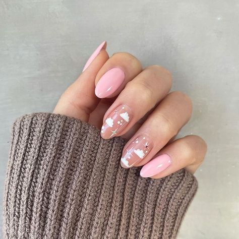 Decorate Nails, Nail Design Glitter, Minimal Nails Art, Short Almond Nails, Sky Nails, Almond Shape Nails, Almond Nails Designs, Almond Nail, Pink Nail Designs