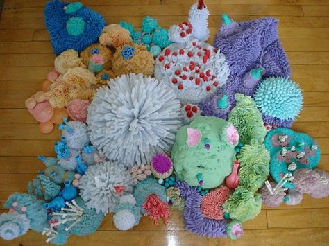 How To Draw A Coral Reef | Coral reef made from junk Coral Reef Craft, Diy Coral, Ocean Vbs, Ocean Commotion, Sea Ideas, Mermaid Costumes, Mermaid Diy, Mermaid Under The Sea, Art Appliqué