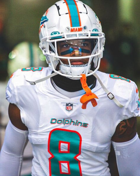 Miami Dolphins Safety Jevon Holland Nfl Photography, Jevon Holland, Miami Dolphins Players, Drip Ideas, Nfl Dolphins, Trucks Lifted, Football Drip, Jalen Ramsey, Fine Guys