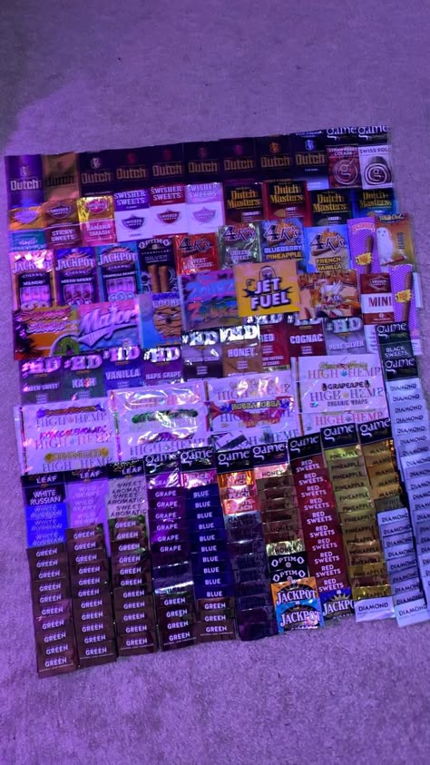 Pound Of Zaza, Rolling Up Za, Swisher Sweet Crafts, Pounds Of Zaza, Rose Wraps Blunts, Cute Carts Thc, Gifts For Stoners Ideas, Backwoods Blunts, Happy 4 20