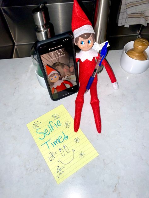 Elf Drawing On Face Prank, Snow Elf On The Shelf Ideas, How To Get Elf On The Shelf To Pose, Hide Elf On The Shelf, Selfie With Elf On The Shelf, Elf On The Shelf Lipstick Mirror, Elf On The Shelf Ideas For Little Boys, Elf On The Shelf Ideas Pranks, Elf On The Shelf Pranks On Dad