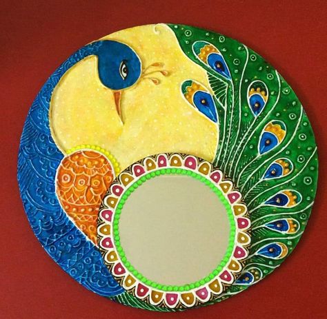 Rajasthani Craft, Peacock Lippan Art, Lotus Paintings, Lippon Art, Worli Painting, Art Peacock, Plate Decoration, Lippan Art, Mirror Crafts