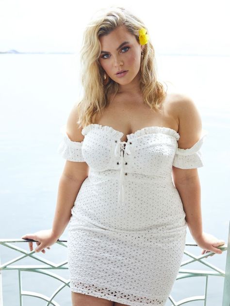 Elinore Lace-Up Eyelet Plus Size Bodycon Dress at Fashion to Figure The Housemaid, Plus Size Tips, Petite Plus Size, Plus Size Bodycon Dresses, Plus Size Bodycon, Fashion To Figure, White Dress Party, Plus Size Models, Little Dresses