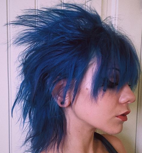 @chaosky_ Sonic Hairstyles, Sonic Hair, The Hedgehog, Design Inspo, Sonic, Sonic The Hedgehog, Bee, Hairstyles, Human